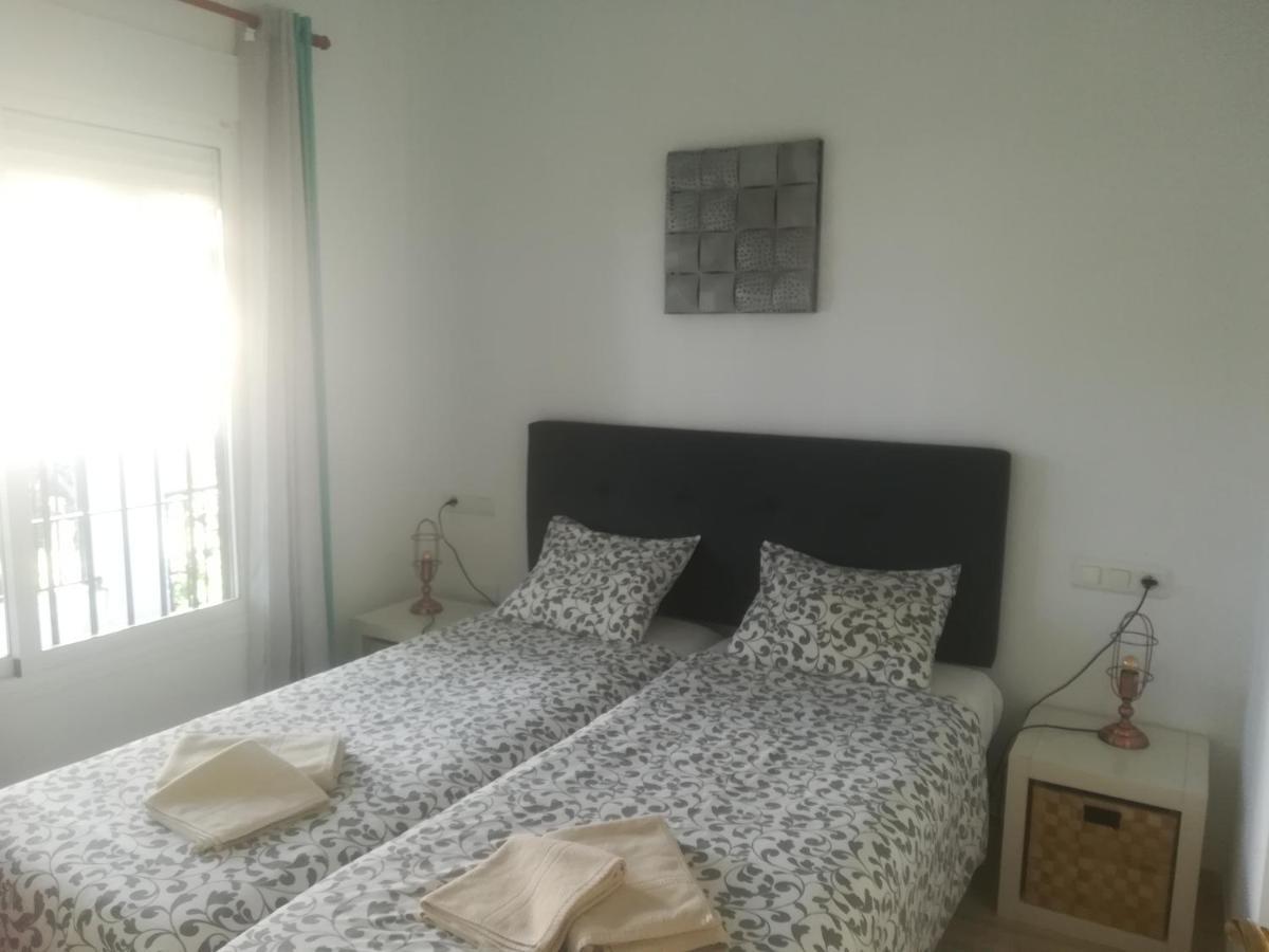 Burriana Holiday Apartments Нерха Экстерьер фото