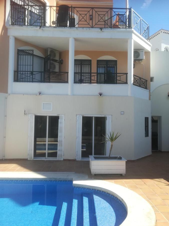 Burriana Holiday Apartments Нерха Экстерьер фото