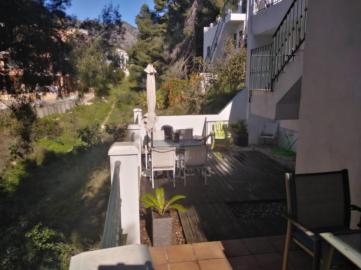 Burriana Holiday Apartments Нерха Экстерьер фото